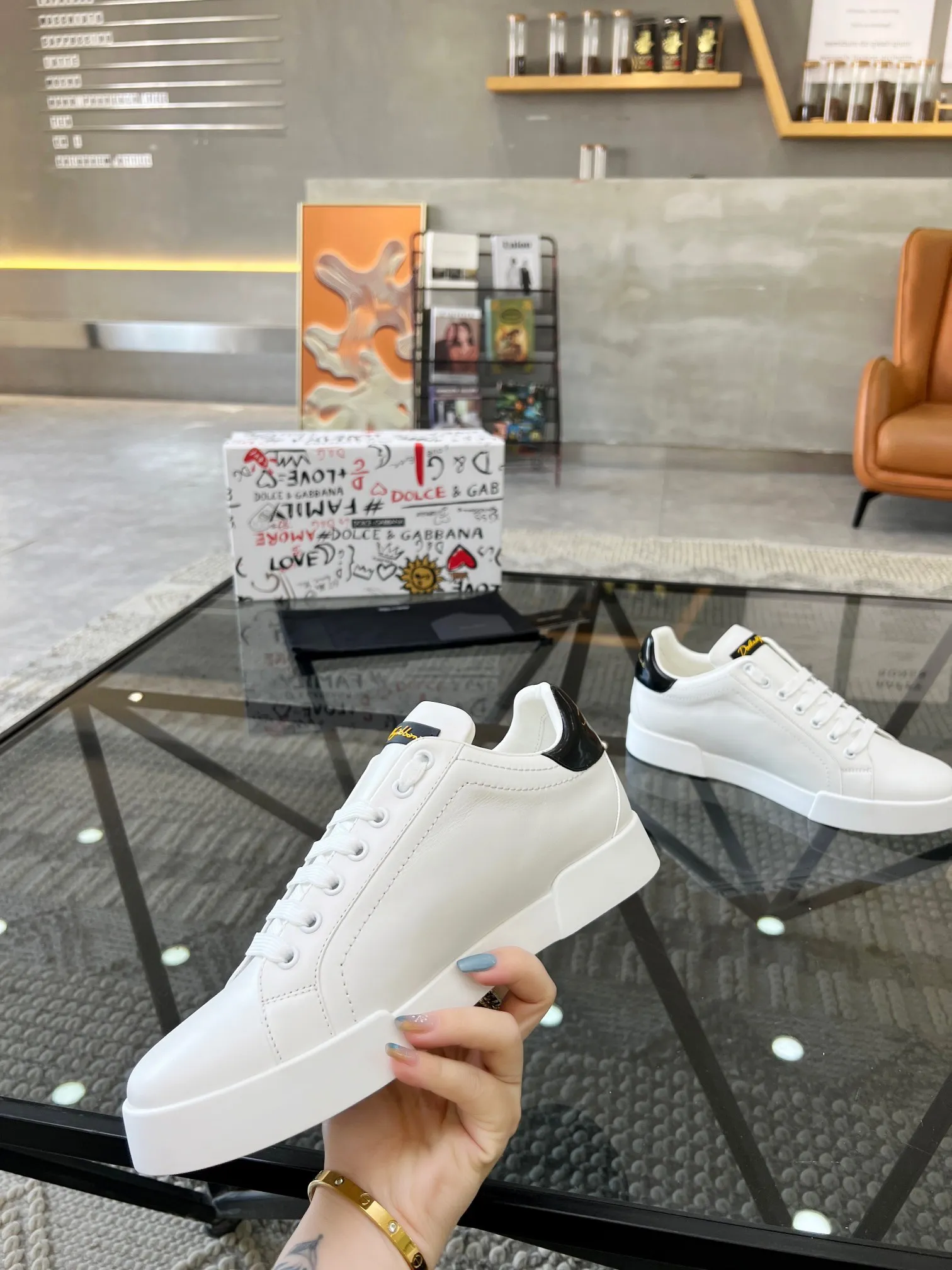 Men's shoes 360 yuan🏮🏮2023 new Dolce & Gabbana/top original single DG heavy industry series, imported original waterproof canvas, contrasting color design is super beautiful, exquisite and luxurious, super A level! Compared with the genuine product at the counter, the version is no worse at all! size：38-46